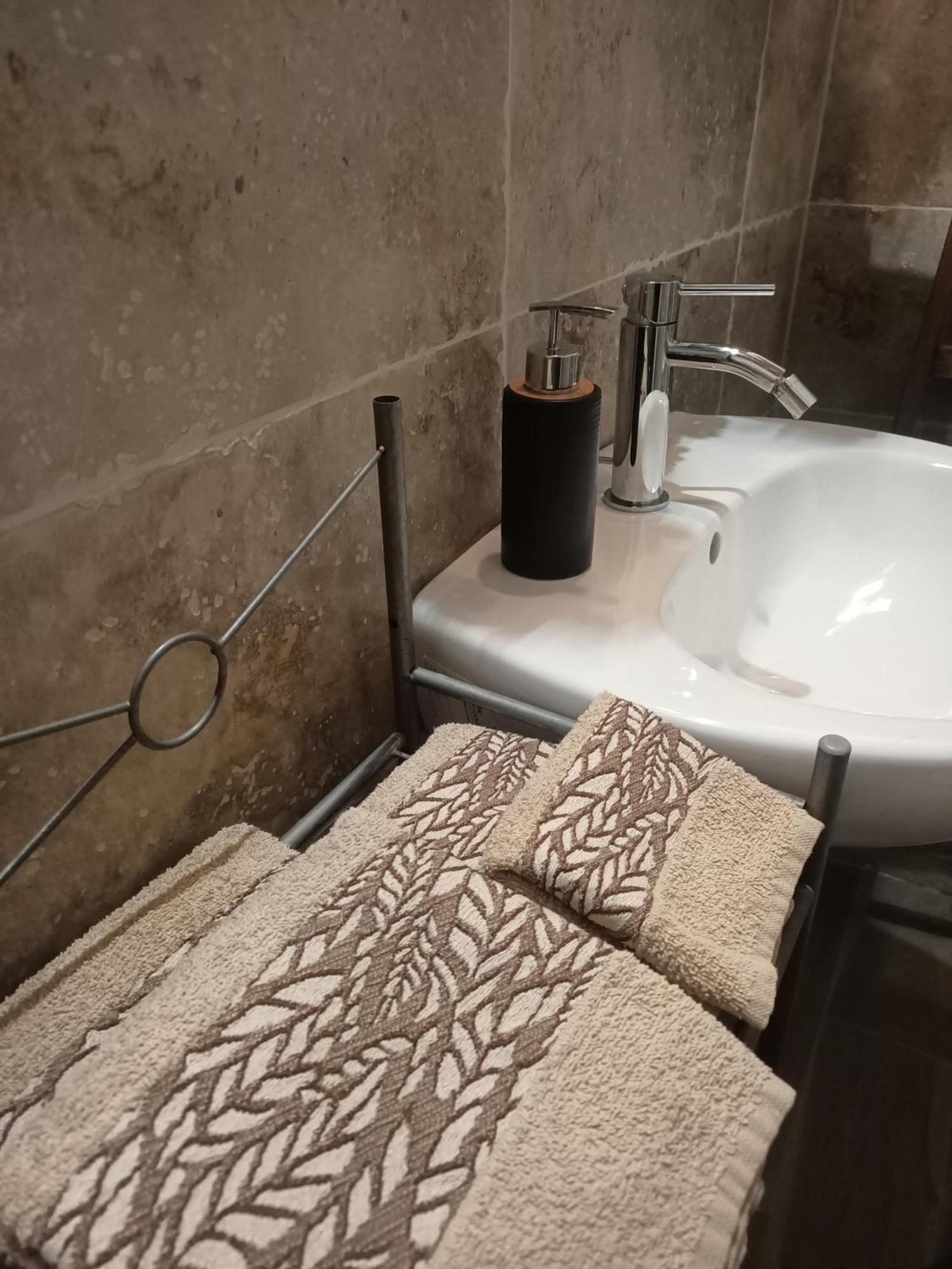Jeppson Home Terni Bagian luar foto